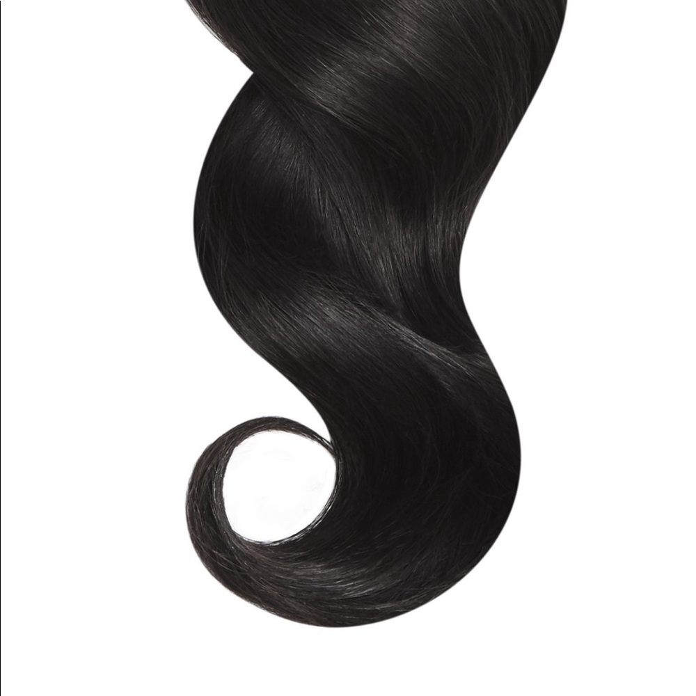 Glamseamless 1B black tape in remy hair extensions